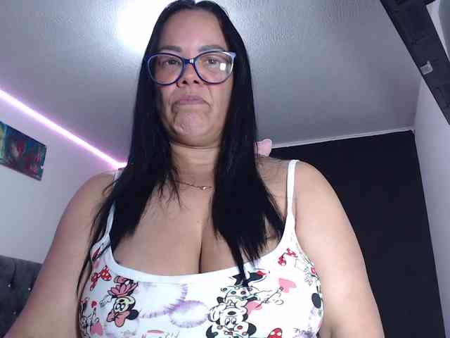 sofia-lopez70 webcam