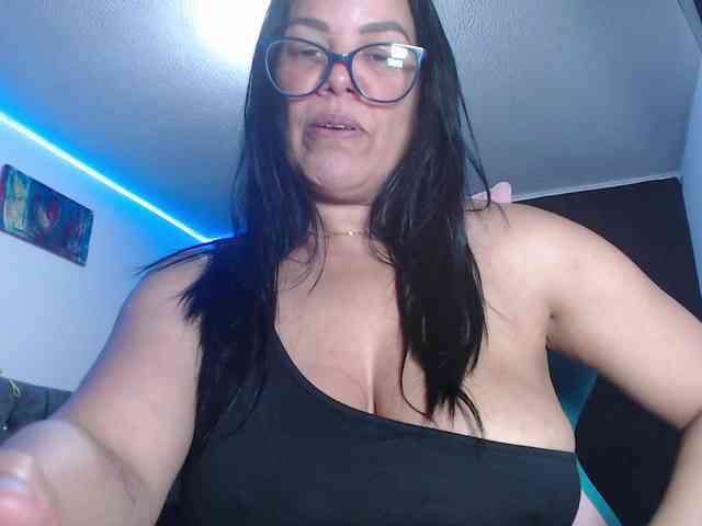 sofia-lopez70 webcam