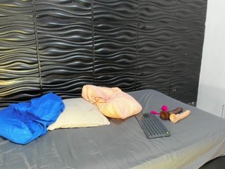 Anggie-Miller Porn Show