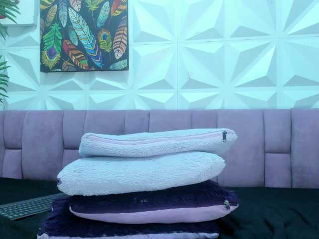 Anggie-Miller from BongaCams is Freechat