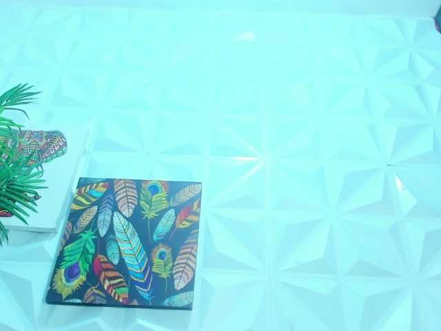 Anggie-Miller's BongaCams show and profile