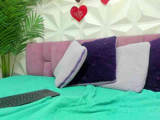 Anggie-Miller webcam