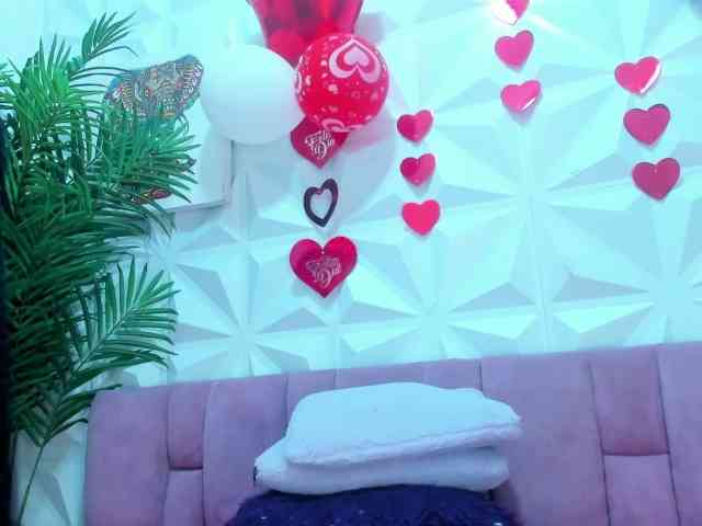 Anggie-Miller Live Webcam on BongaCams