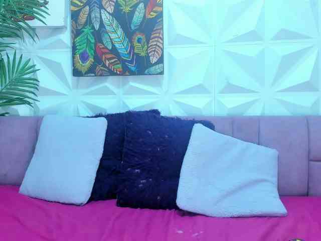 Anggie-Miller webcam