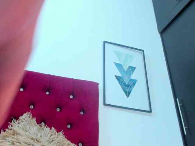 Anggie-Miller webcam