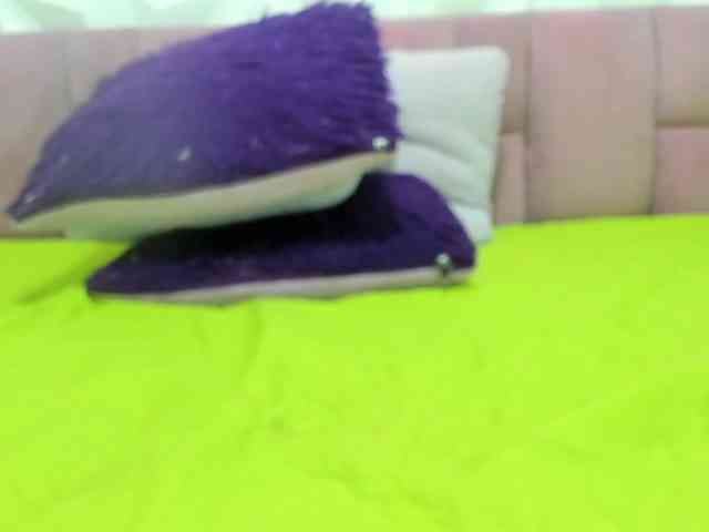 Anggie-Miller Live Webcam on BongaCams