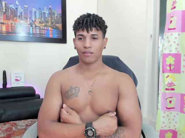 yoximanuelprime Live Webcam on BongaCams