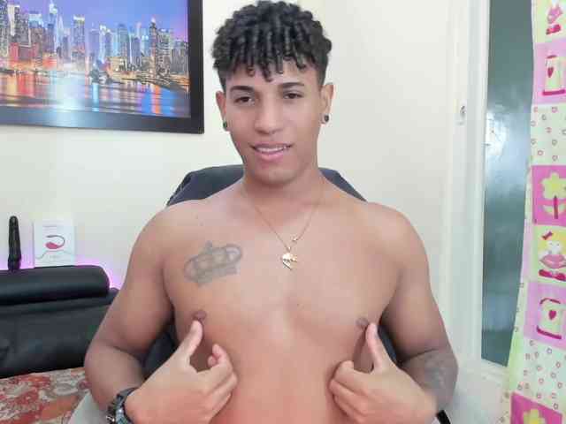 yoximanuelprime Live Webcam on BongaCams