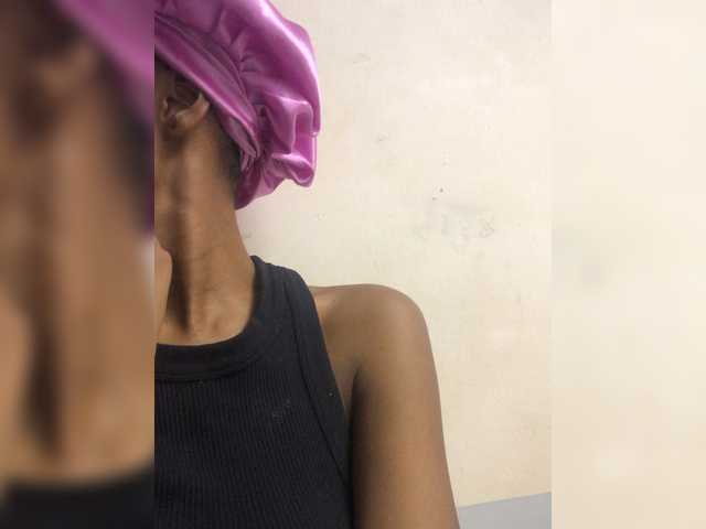 Lillie-03 from BongaCams