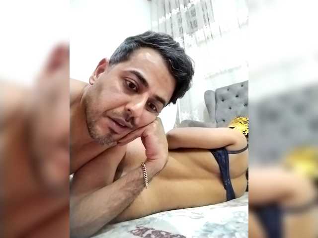 Pouyaxxx – webcam model profile photo