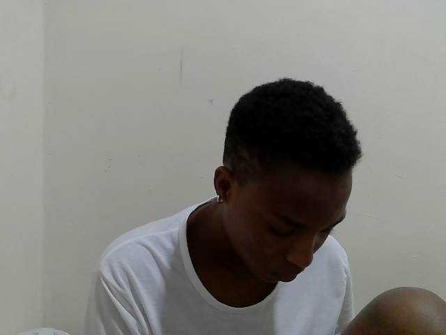 Tatswee webcam bongacams model stream image