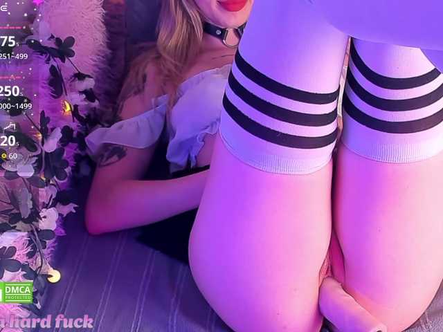 Page-Lewis's BongaCams show and profile