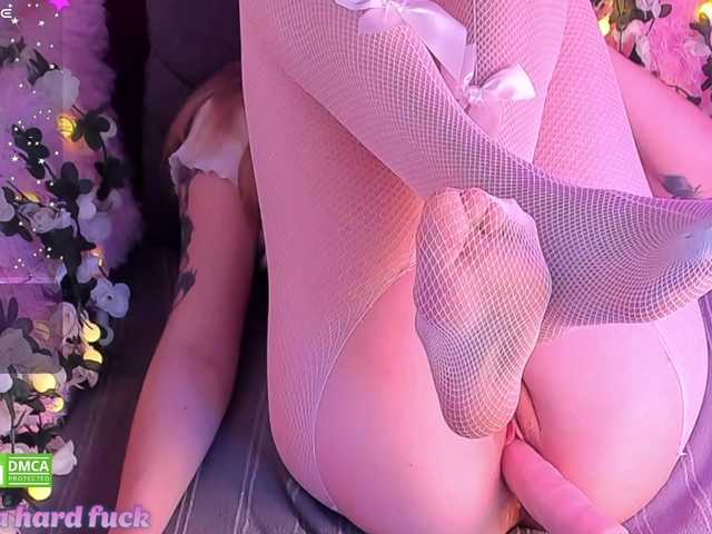 Page-Lewis's BongaCams show and profile