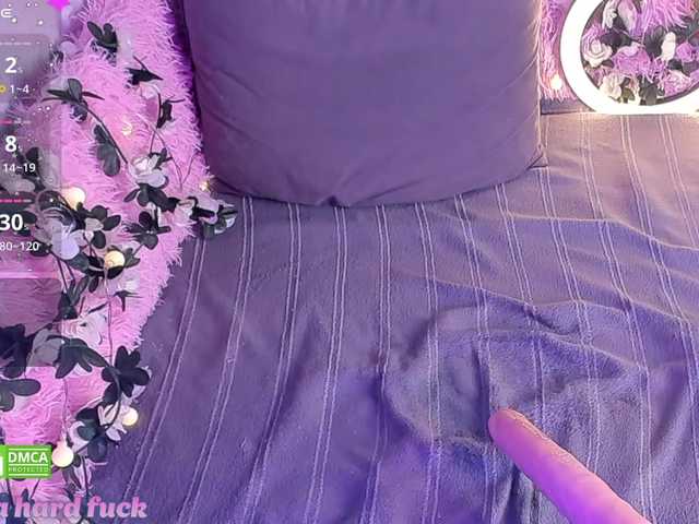 Page-Lewis's BongaCams show and profile