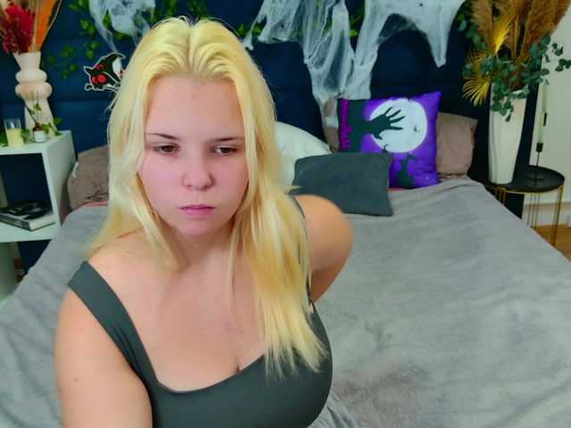 EmillyRogers from BongaCams is Freechat