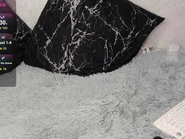 -Kitten-Meow-'s BongaCams show and profile