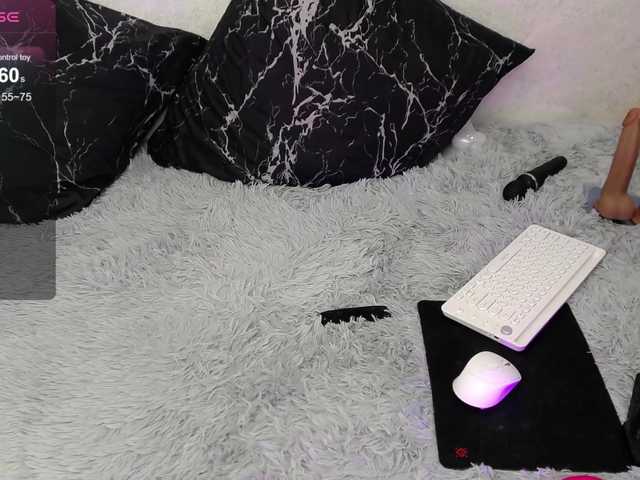 -Kitten-Meow-'s BongaCams show and profile