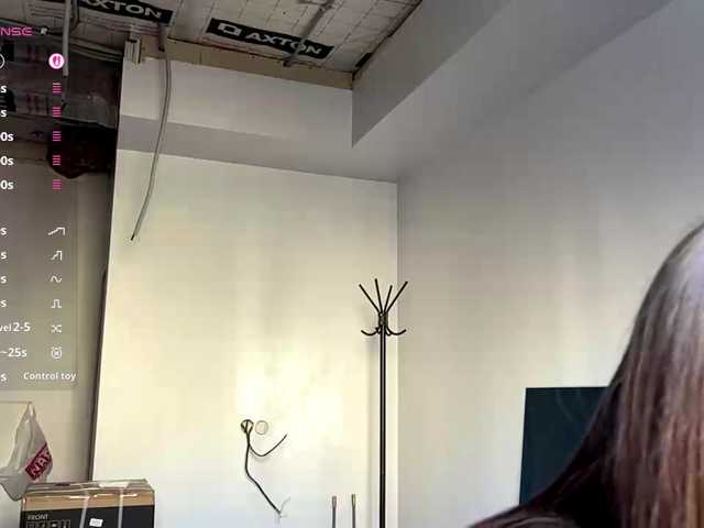 LeontineCuffie from BongaCams