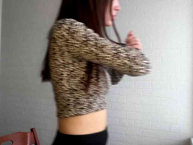 LeontineCuffie webcam