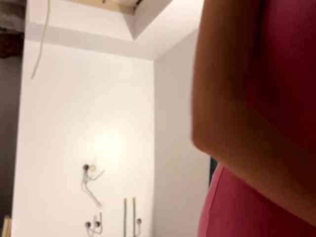 LeontineCuffie Live Webcam on BongaCams