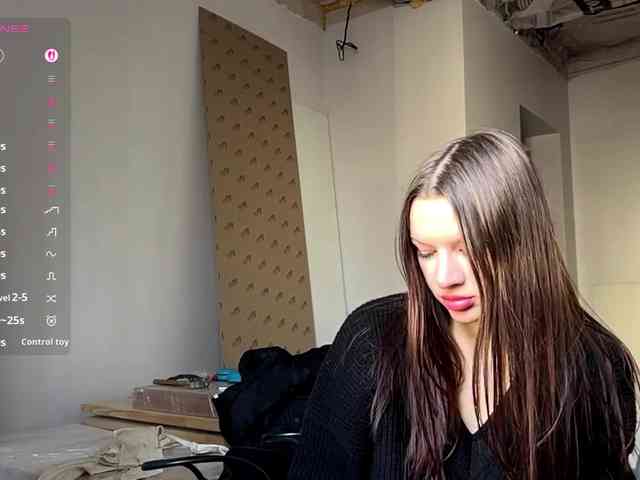 LeontineCuffie LeontineCuffie