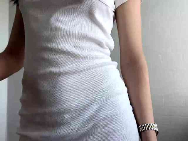 LeontineCuffie webcam