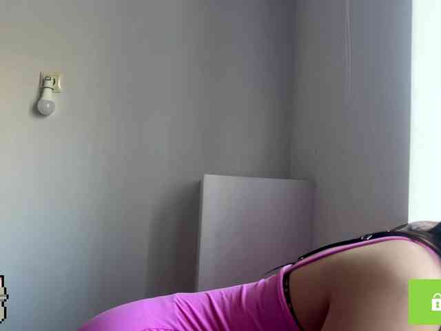 LeontineCuffie LeontineCuffie