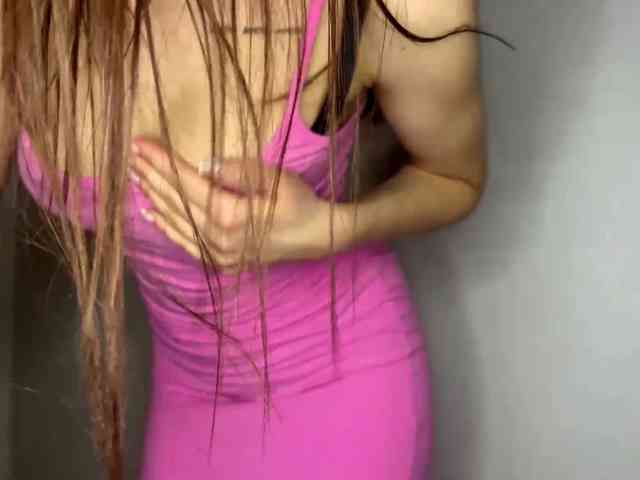 LeontineCuffie webcam