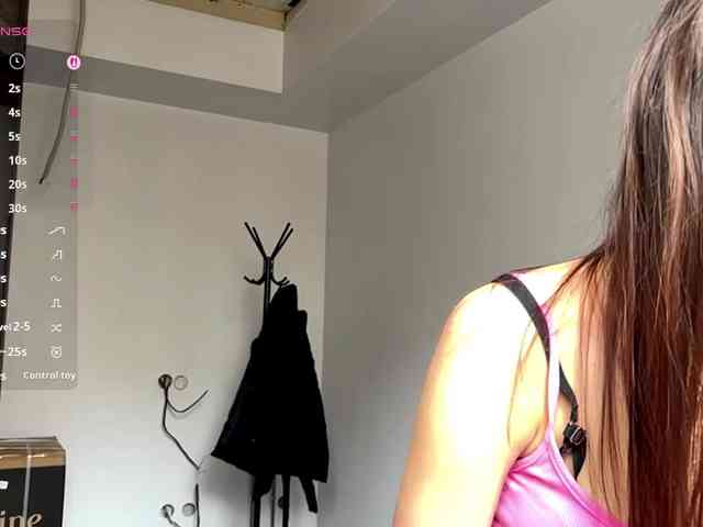 LeontineCuffie webcam