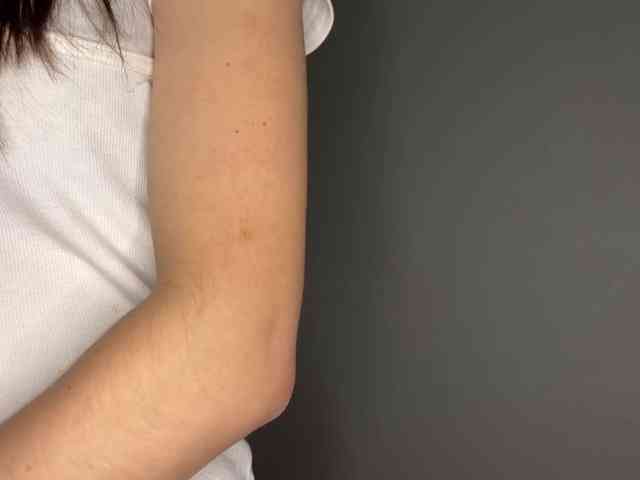 LeontineCuffie webcam