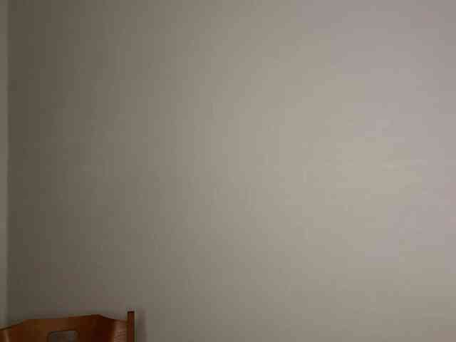 LeontineCuffie webcam