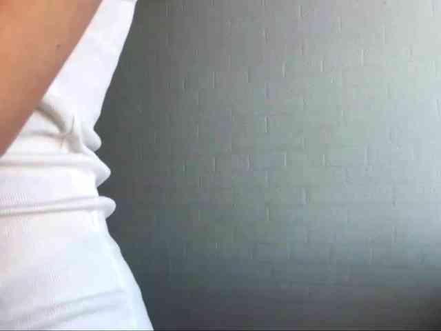 LeontineCuffie webcam