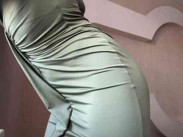 LeontineCuffie LeontineCuffie