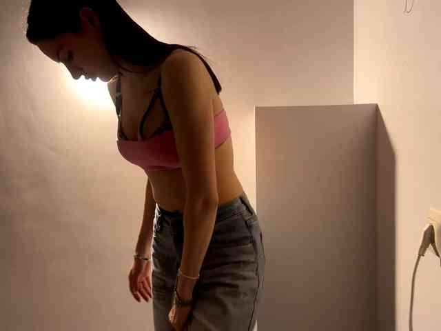 LeontineCuffie LeontineCuffie