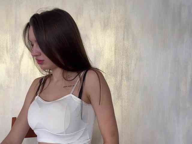 LeontineCuffie Live Webcam on BongaCams