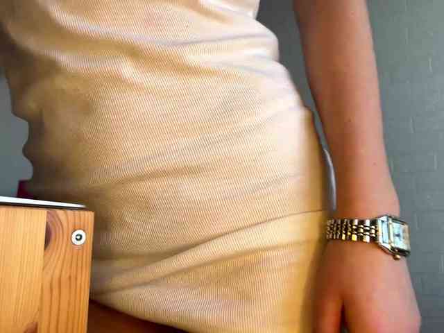 LeontineCuffie webcam