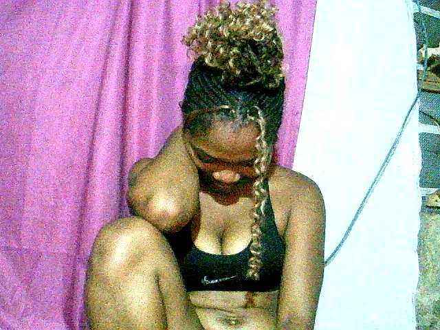 Nadia007 from BongaCams