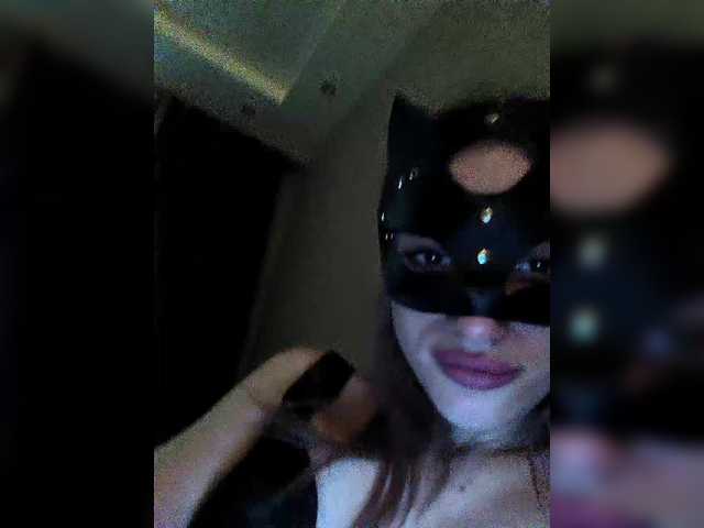 SerenKirk from BongaCams