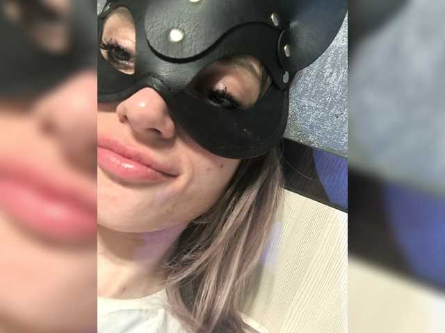 SerenKirk – webcam model profile photo