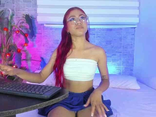 BellaBlazze Live Webcam on BongaCams