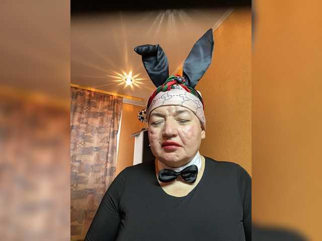 SVETIKBOMBOCHKA's BongaCams show and profile