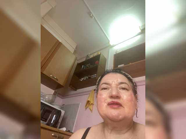 SVETIKBOMBOCHKA's BongaCams show and profile