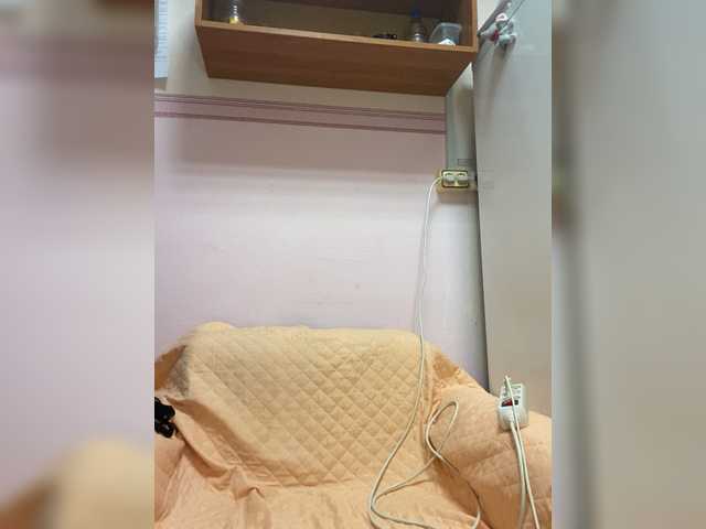 SVETIKBOMBOCHKA's BongaCams show and profile