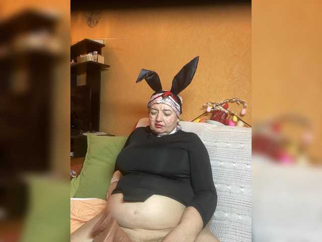 SVETIKBOMBOCHKA's BongaCams show and profile