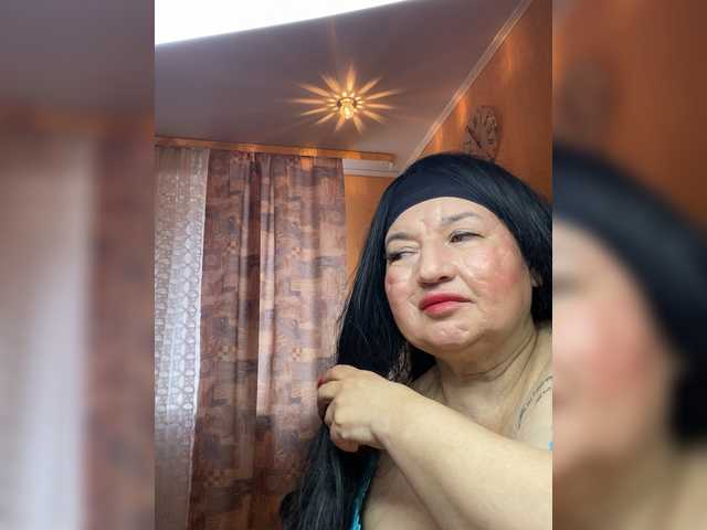 SVETIKBOMBOCHKA's BongaCams show and profile