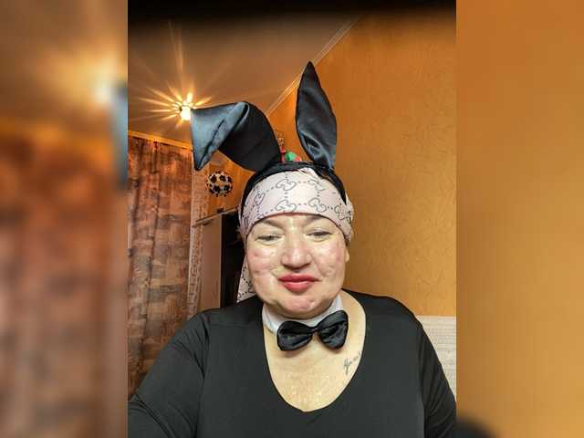 SVETIKBOMBOCHKA's BongaCams show and profile