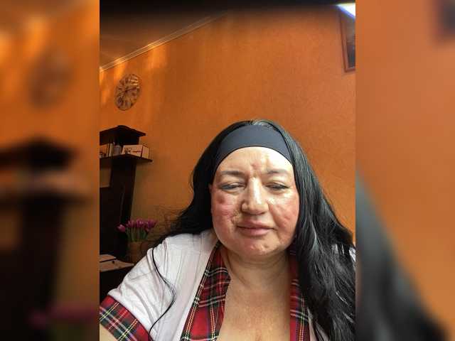 SVETIKBOMBOCHKA's BongaCams show and profile