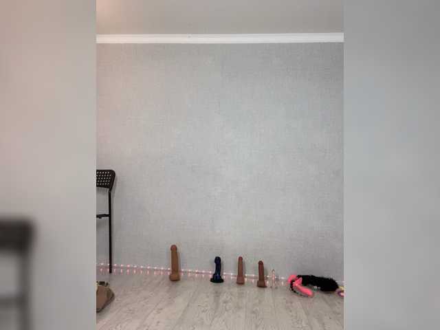 SVETIKBOMBOCHKA's BongaCams show and profile