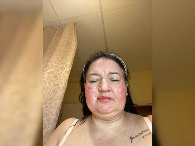 SVETIKBOMBOCHKA's BongaCams show and profile