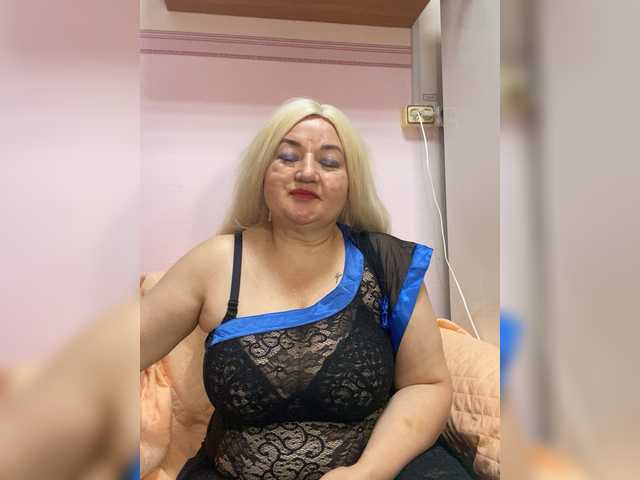 SVETIKBOMBOCHKA – webcam model profile photo